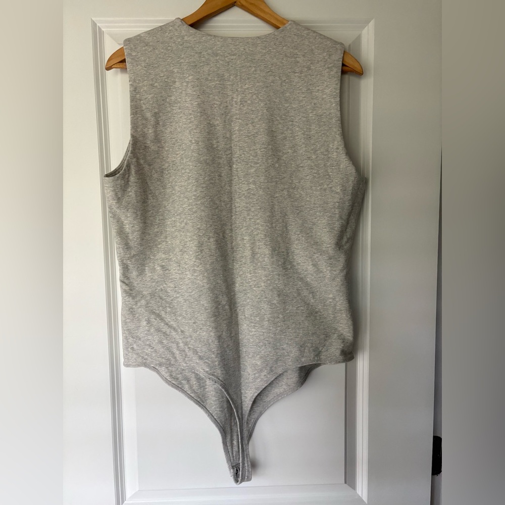 Abercrombie & Fitch Gray Bodysuit - Picture 3 of 3